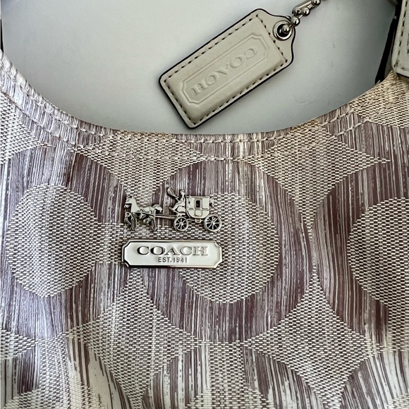 Coach Madison Op Art Ikat Maggie Shoulder Bag - Picture 7 of 16